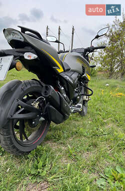 Вантажні моторолери, мотоцикли, скутери, мопеди TVS Apache RTR 200 2021 в 