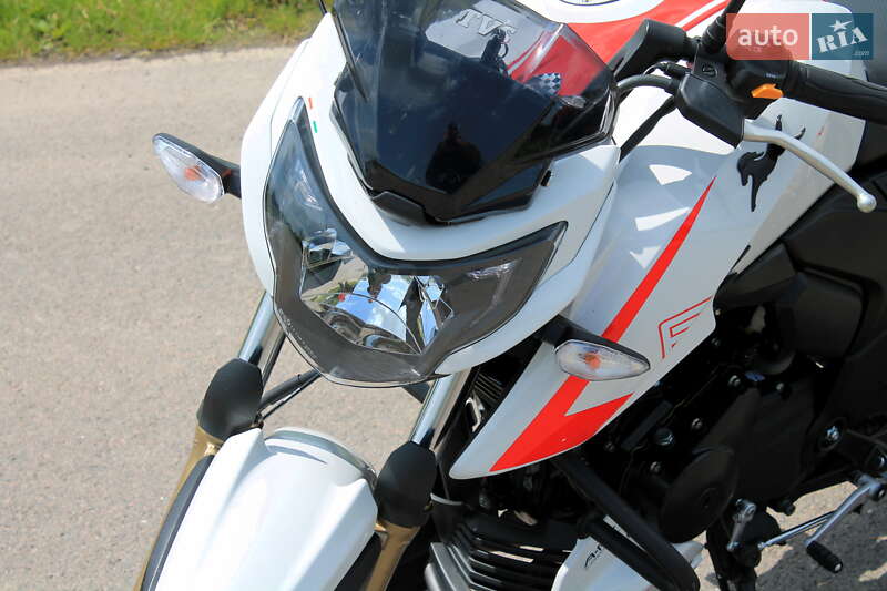 Мотоцикл Без обтекателей (Naked bike) TVS Apache RTR 200 2021 в Луцке