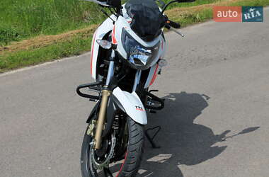 Мотоцикл Без обтекателей (Naked bike) TVS Apache RTR 200 2021 в 