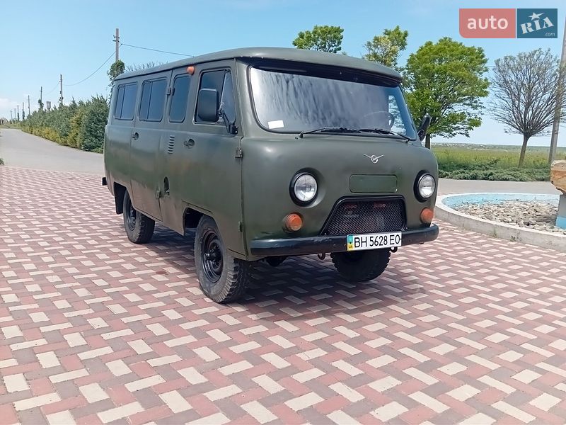 Позашляховик / Кросовер УАЗ 2206 1998 в Татарбунарах
