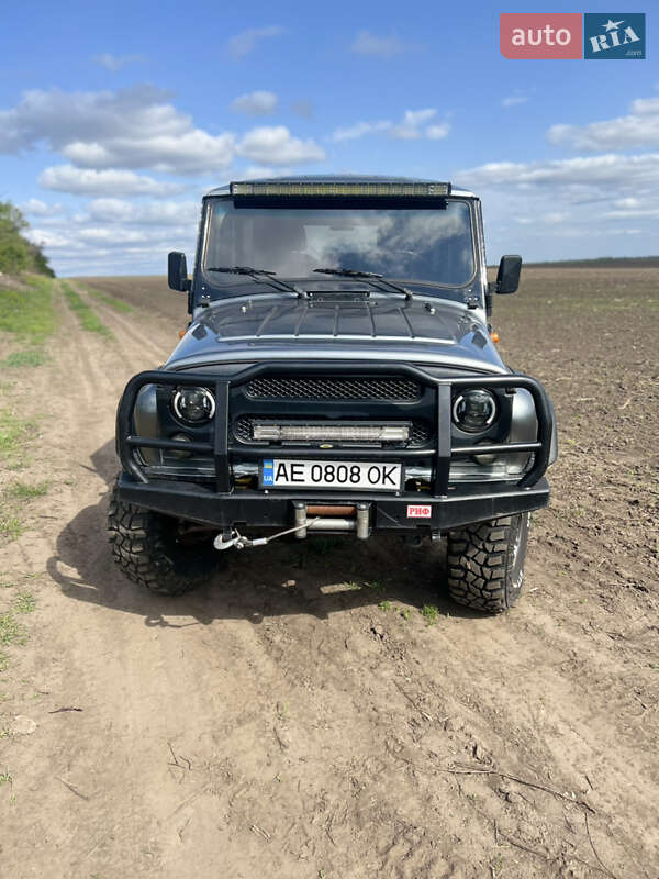 УАЗ 315195 Hunter 2005