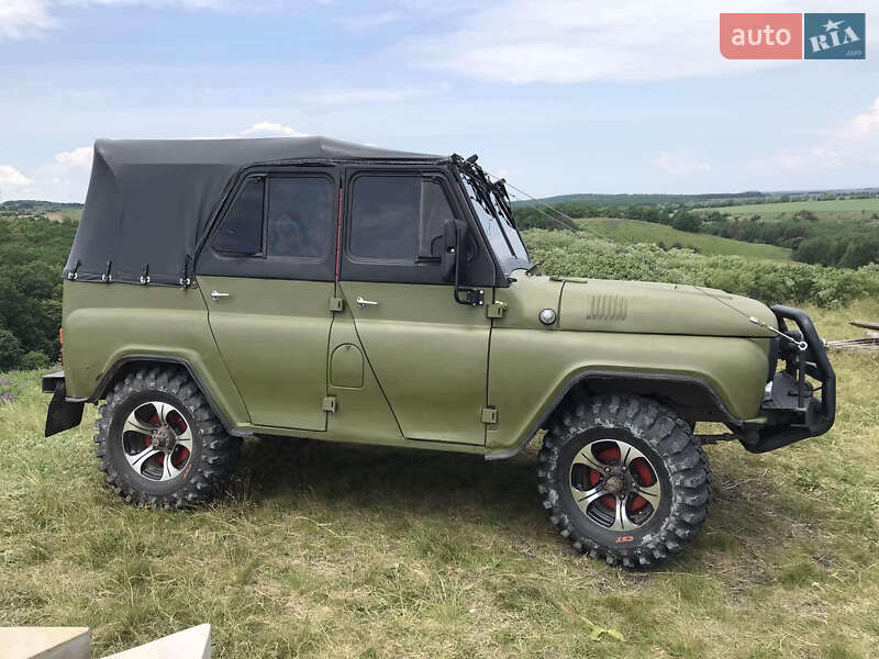Внедорожник / Кроссовер УАЗ 3151 1990 в Черкассах фото 8 Внедорожник / Кроссовер УАЗ 3151 1990 в Черкассах
