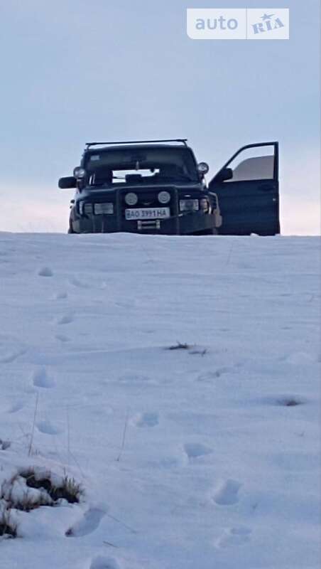 Внедорожник / Кроссовер УАЗ 3160/3162 2004 в Рахове