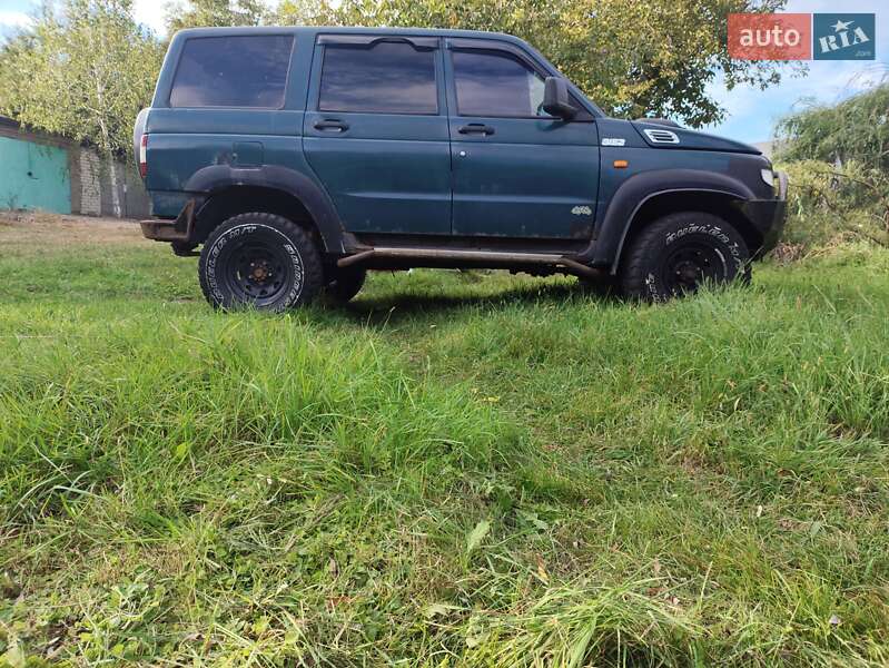 Внедорожник / Кроссовер УАЗ 3162 Симбир 2004 в Чернигове фото 4 Внедорожник / Кроссовер УАЗ 3162 Симбир 2004 в Чернигове