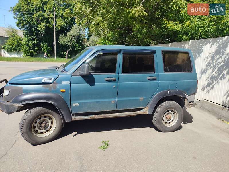 Внедорожник / Кроссовер УАЗ 3162 Симбир 2004 в Чернигове