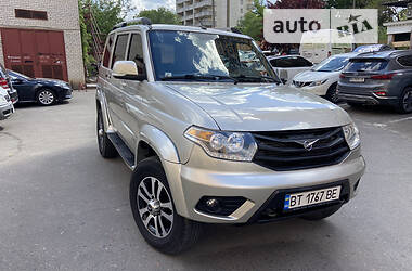 Внедорожник / Кроссовер УАЗ 3163 Patriot 2015 в 