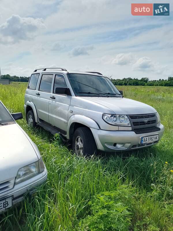 Универсал УАЗ 3163 Patriot 2007 в Счастливом фото Универсал УАЗ 3163 Patriot 2007 в Счастливом