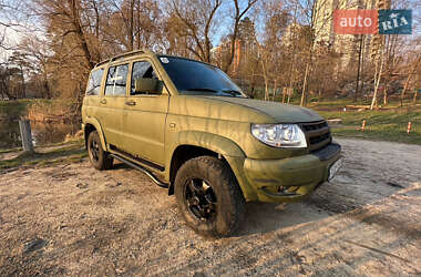 Позашляховик / Кросовер УАЗ 3163 Patriot 2007 в 