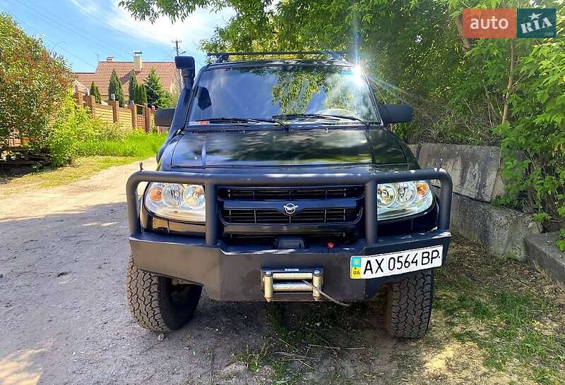 Внедорожник / Кроссовер УАЗ 3163 Patriot 2008 в 