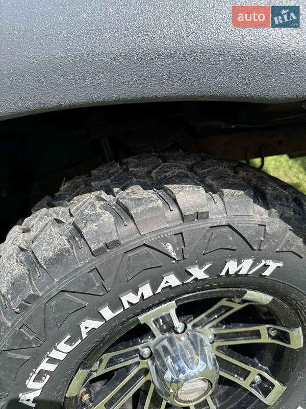 Позашляховик / Кросовер УАЗ 3163 Patriot 2006 в Ярмолинцях фото 9 Позашляховик / Кросовер УАЗ 3163 Patriot 2006 в Ярмолинцях