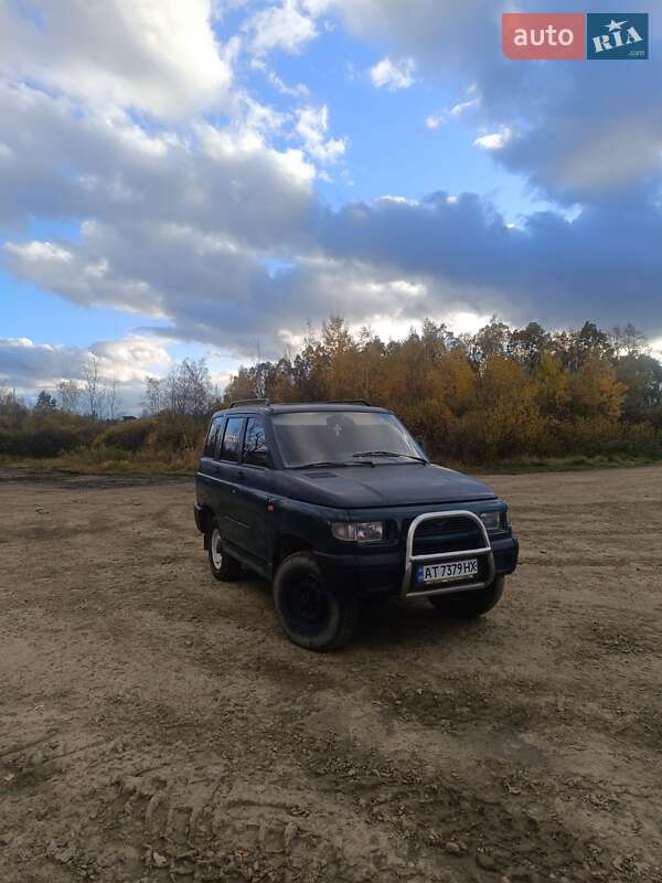 УАЗ 3163 Patriot 2004