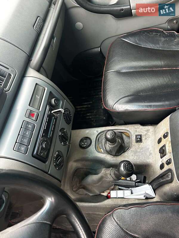 Позашляховик / Кросовер УАЗ 3163 Patriot 2006 в Березному фото 15 Позашляховик / Кросовер УАЗ 3163 Patriot 2006 в Березному