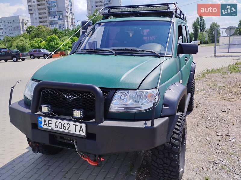 Внедорожник / Кроссовер УАЗ 3163 2012 в Черкассах