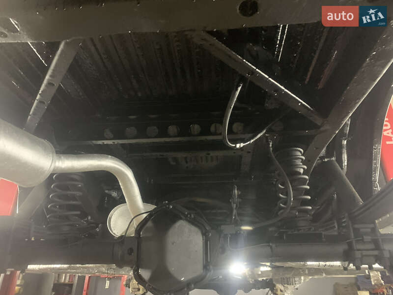 Внедорожник / Кроссовер УАЗ 3163 2005 в Яремче