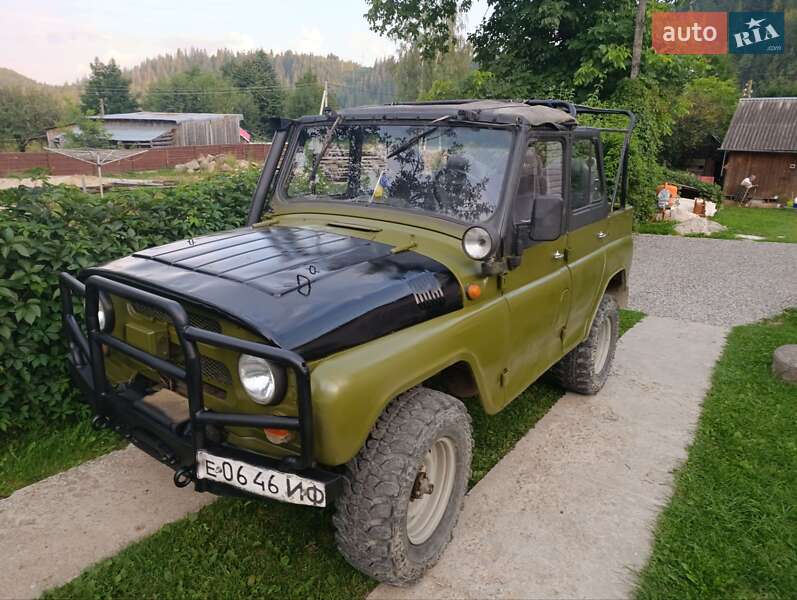 Внедорожник / Кроссовер УАЗ 3163 1985 в Яремче