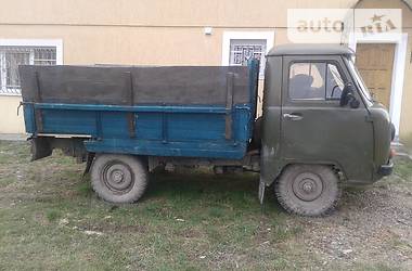 Грузопассажирский фургон УАЗ 3303 1988 в Стрые