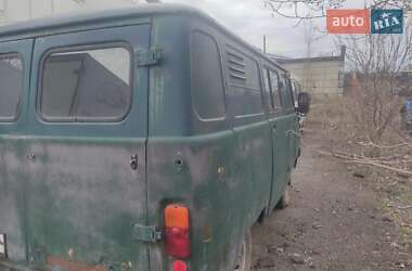 Грузопассажирский фургон УАЗ 3303 2004 в 