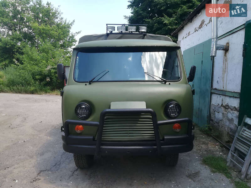 Борт УАЗ 3303 1989 в Мироновке