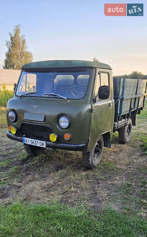 Інші вантажівки УАЗ 3303 1983 в 
