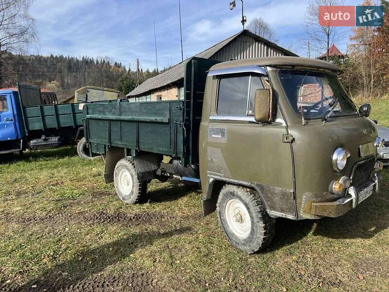 Универсал УАЗ 3303 1990 в Надворной