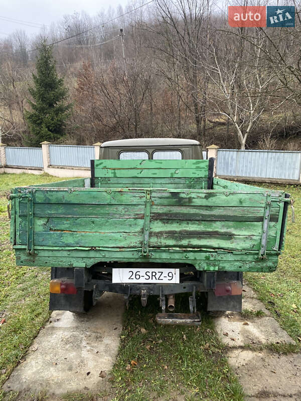 Внедорожник / Кроссовер УАЗ 3303 1992 в Сваляве