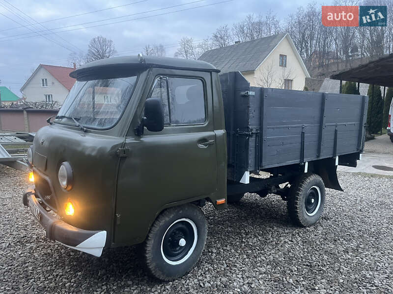 Внедорожник / Кроссовер УАЗ 3303 1985 в Тячеве фото 2 Внедорожник / Кроссовер УАЗ 3303 1985 в Тячеве