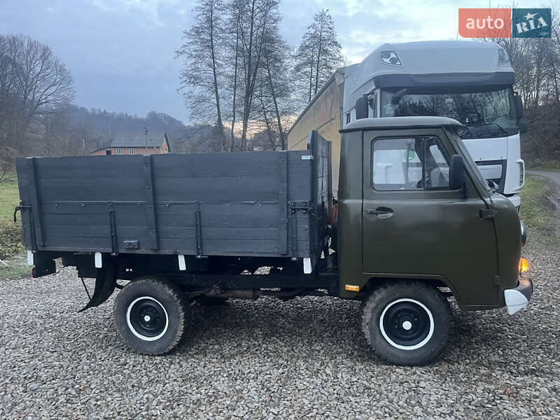 Внедорожник / Кроссовер УАЗ 3303 1985 в Тячеве фото 7 Внедорожник / Кроссовер УАЗ 3303 1985 в Тячеве