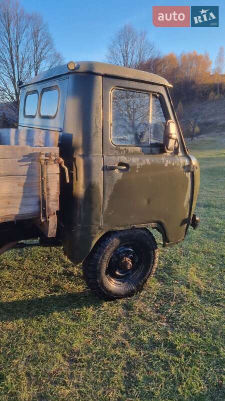 Внедорожник / Кроссовер УАЗ 3303 1992 в Уторопах фото 3 Внедорожник / Кроссовер УАЗ 3303 1992 в Уторопах