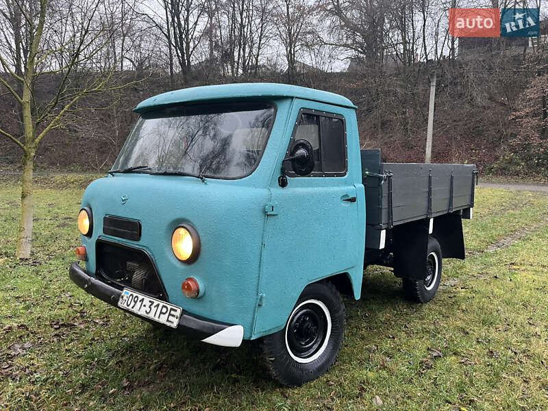 УАЗ 3303 1988 УАЗ 3303 1988