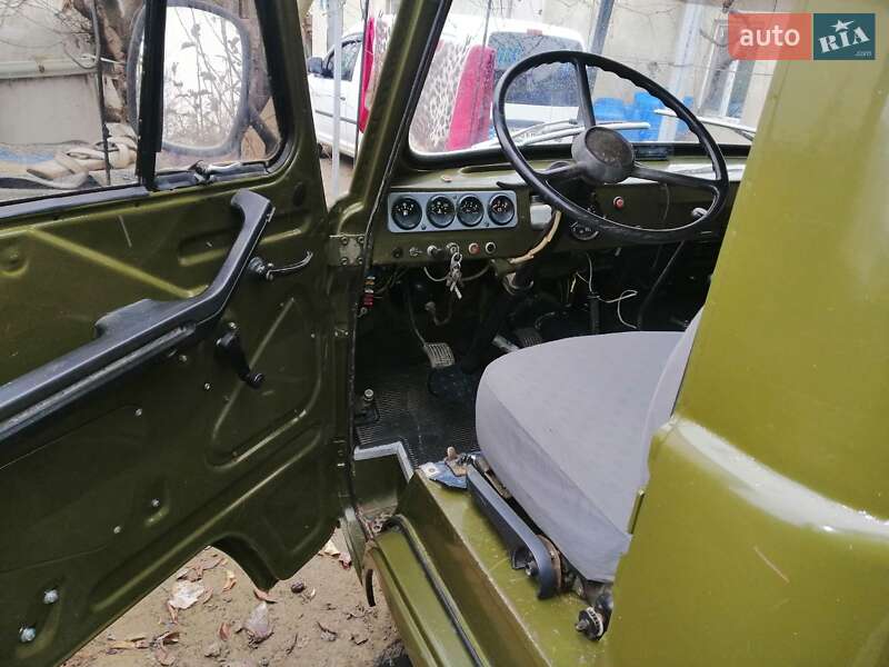 Борт УАЗ 3303 1995 в Ананьеве