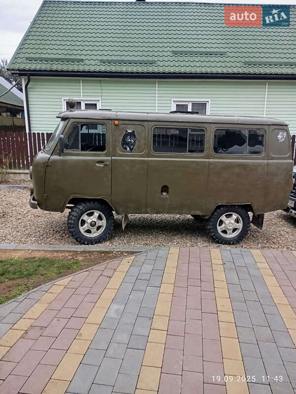 Внедорожник / Кроссовер УАЗ 3452 1984 в Сколе