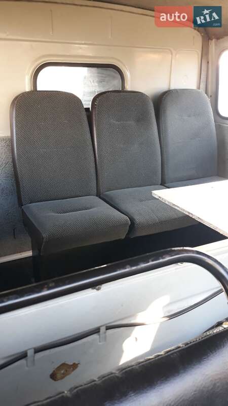 Внедорожник / Кроссовер УАЗ 3741 2003 в Полтаве