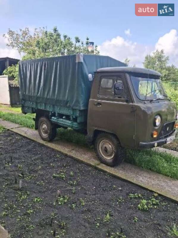 Вантажний фургон УАЗ 452 груз. 1982 в Львові