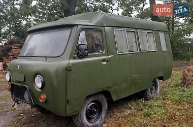 Внедорожник / Кроссовер УАЗ 452 пас 1996 в 