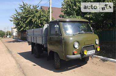 Грузопассажирский фургон УАЗ 452 1980 в 