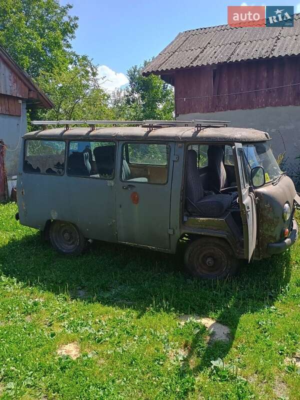 Минивэн УАЗ 452 1981 в Львове