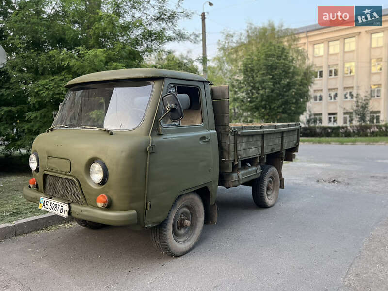 Пикап УАЗ 452 1980 в 