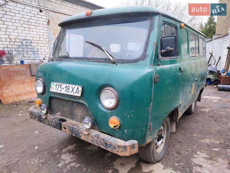 Микроавтобус УАЗ 452В 1989 в Харькове