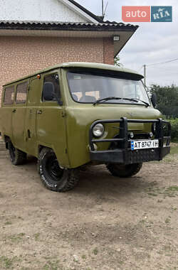 Микроавтобус УАЗ 452В 2003 в 