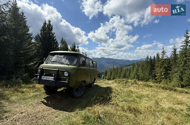 Микроавтобус УАЗ 452В 2003 в 