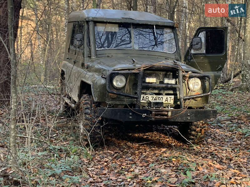 Внедорожник / Кроссовер УАЗ 469 1989 в Великом Березном