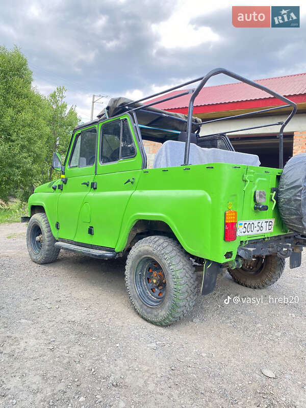 Седан УАЗ 469 1995 в Львове