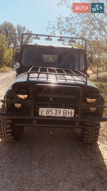 Позашляховик / Кросовер УАЗ 469 1973 в 