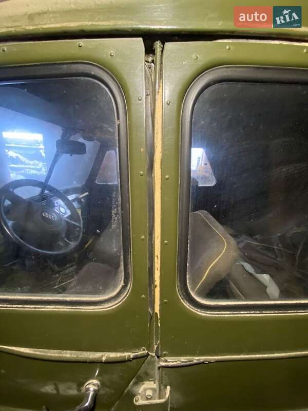 Универсал УАЗ 469 1977 в Коростене
