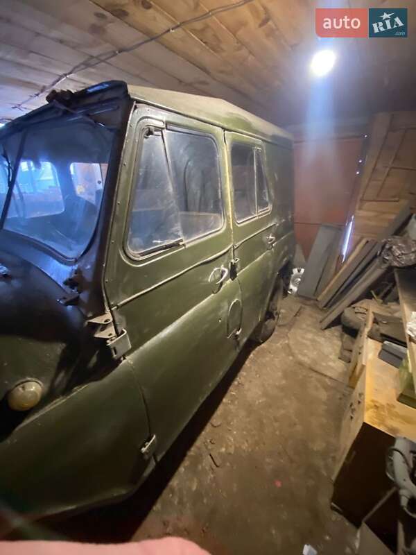 Универсал УАЗ 469 1977 в Коростене