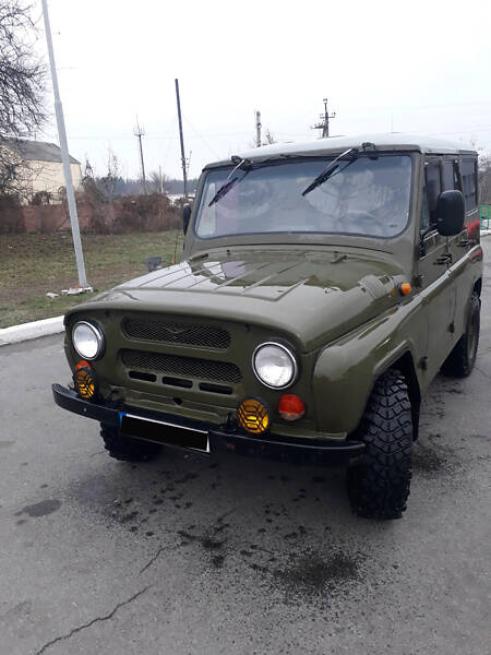 Внедорожник / Кроссовер УАЗ 469Б 1983 в Краснограде