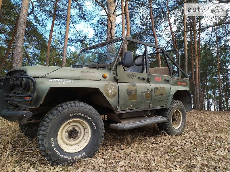 Позашляховик / Кросовер УАЗ 469Б 1977 в 