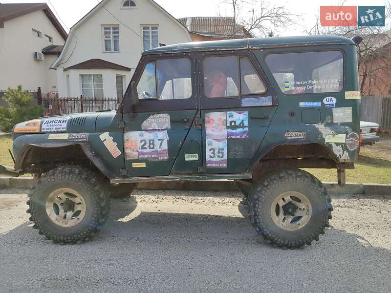Позашляховик / Кросовер УАЗ 469Б 1977 в Харкові