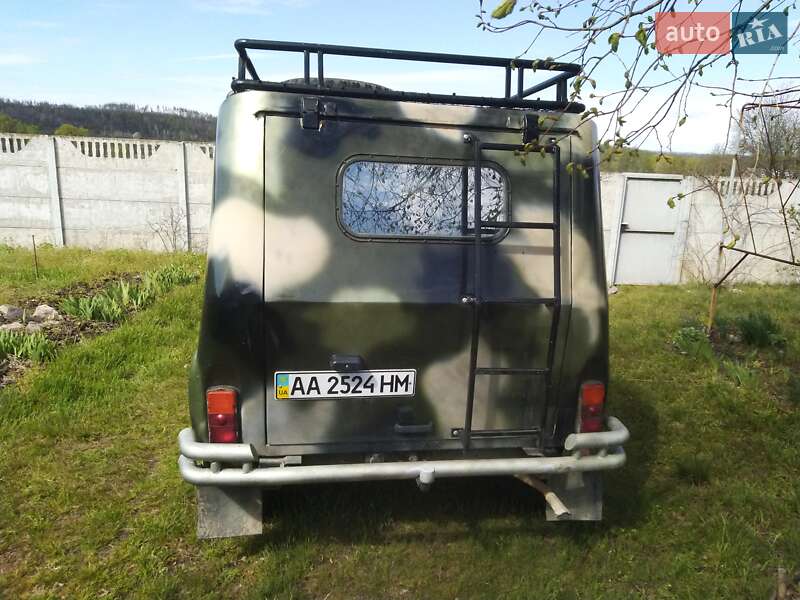 Позашляховик / Кросовер УАЗ 469Б 1983 в Черкасах фото 5 Позашляховик / Кросовер УАЗ 469Б 1983 в Черкасах