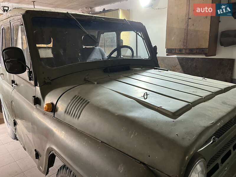 Позашляховик / Кросовер УАЗ 469Б 1975 в Миколаєві